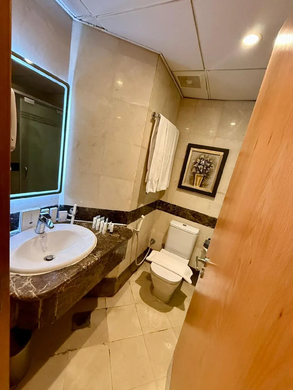 Photo 11 de Azka Al Safa Hotel