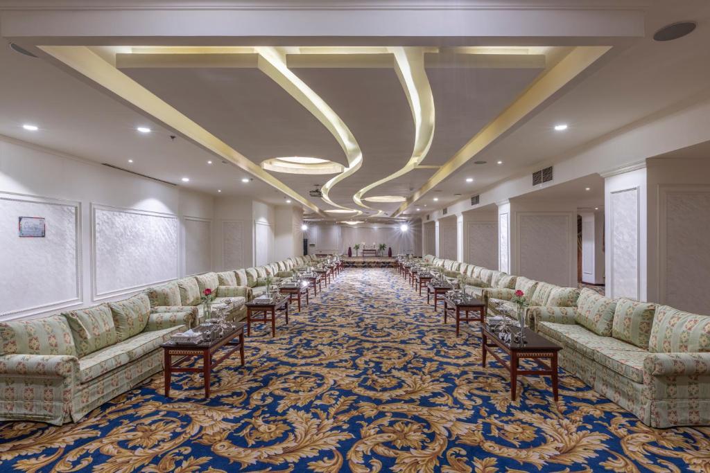 Photo 42 de Al Shohada Hotel