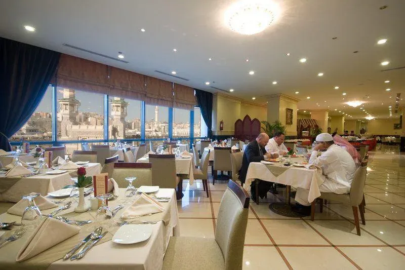 Photo 29 de Al Safwah Royale Orchid Hotel